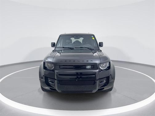 2024 Land Rover Defender 110 P400 X-Dynamic SE