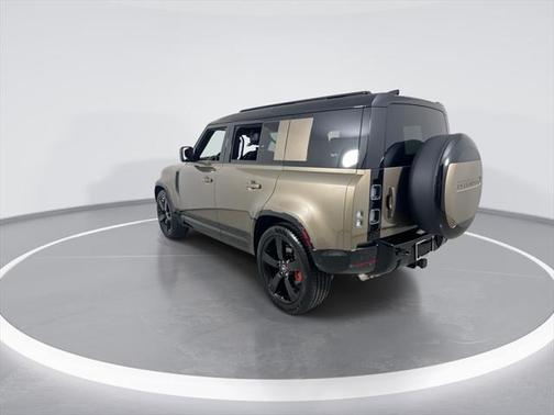 2025 Land Rover Defender 110 P400 X