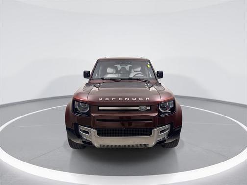 2023 Land Rover Defender 130 SE