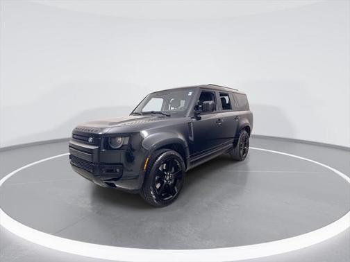2025 Land Rover Defender 130 P400 X-Dynamic SE