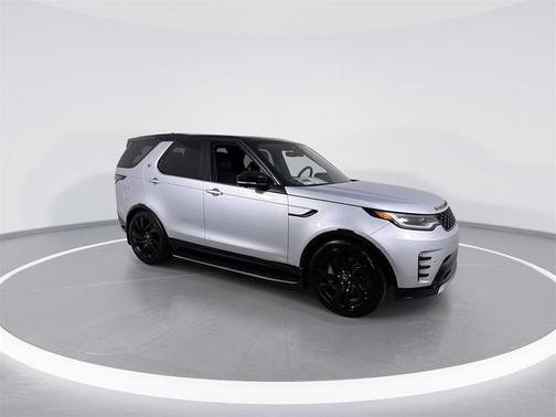 2024 Land Rover Discovery P300 Dynamic SE