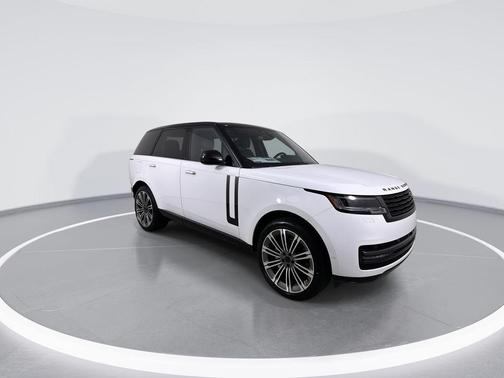 FUJI WHT 2026 Land Rover Range Rover P400 SE