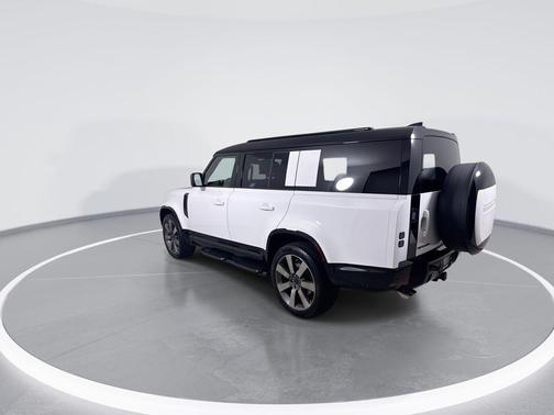 FUJI WHT 2026 Land Rover Defender V8
