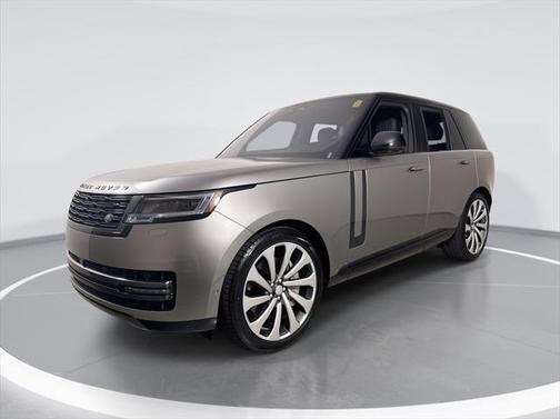 2023 Land Rover Range Rover P530 SE