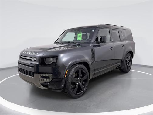 2025 Land Rover Defender 130 P400 X-Dynamic SE