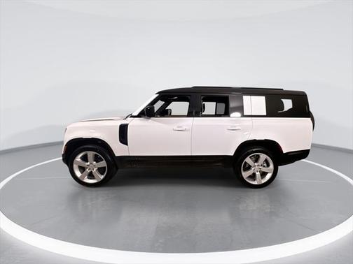 2025 Land Rover Defender 130 P400 X-Dynamic SE