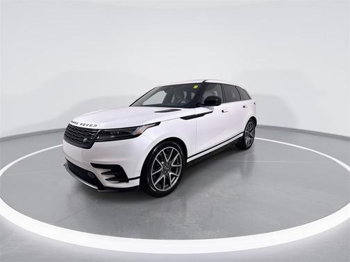 2026 Land Rover Range Rover Velar P250 SE R-Dynamic