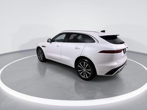 LT OYSTER 2024 Jaguar F-PACE R-Dynamic S P400 AWD Automatic
