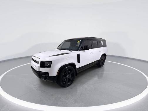 Fuji White 2024 Land Rover Defender 130 P400 X-Dynamic SE