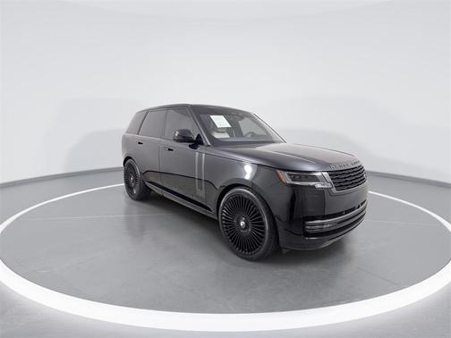 2024 Land Rover Range Rover P530 SE