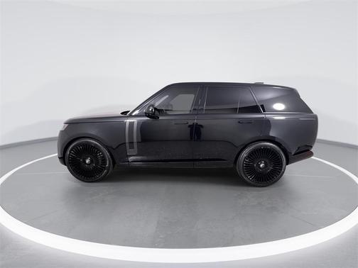 2024 Land Rover Range Rover P530 SE