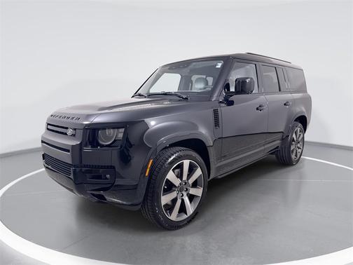 2026 Land Rover Defender V8