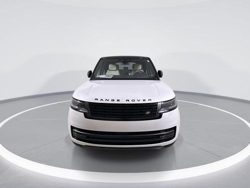 OSTUNI PRL WHT 2026 Land Rover Range Rover P530 SE 7 Seat