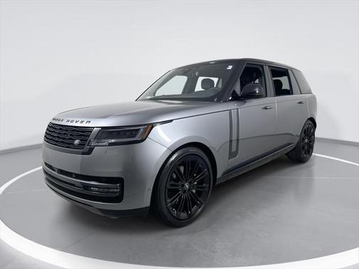 2025 Land Rover Range Rover P400 SE 7 Seat