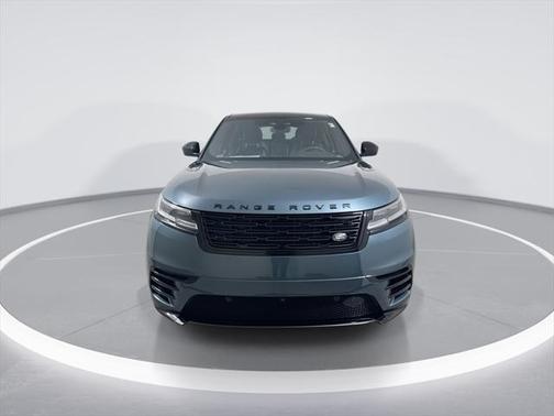 2026 Land Rover Range Rover Velar P250 SE R-Dynamic