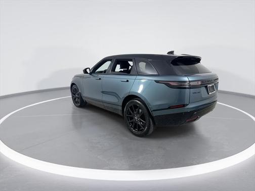 2026 Land Rover Range Rover Velar P250 SE R-Dynamic