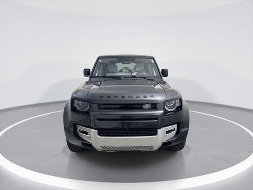 2025 Land Rover Defender 110 P300