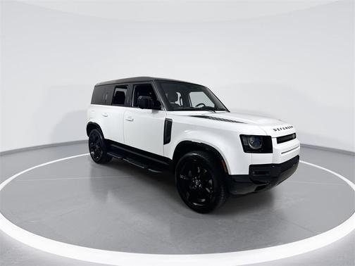 2025 Land Rover Defender 110 P500 X-Dynamic SE