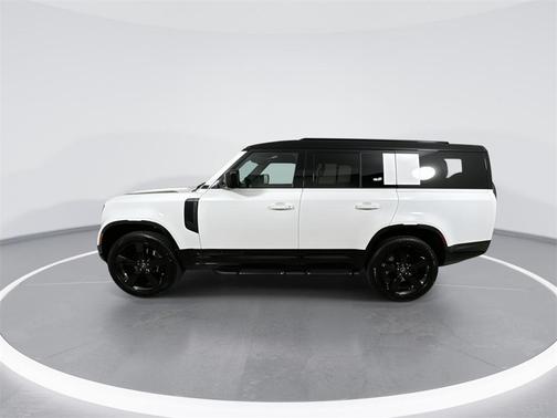 2025 Land Rover Defender V8