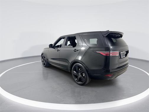 2025 Land Rover Discovery P300 Dynamic SE