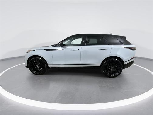 2026 Land Rover Range Rover Velar P250 SE R-Dynamic