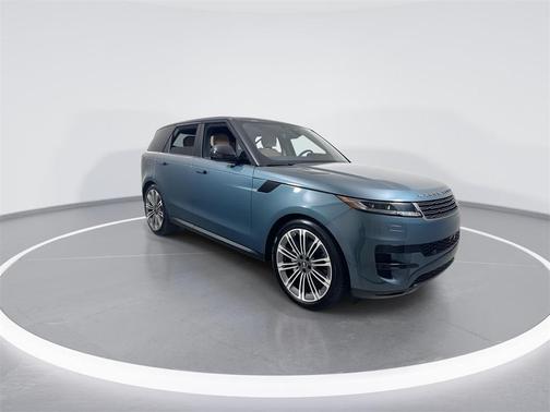 2025 Land Rover Range Rover Sport SE