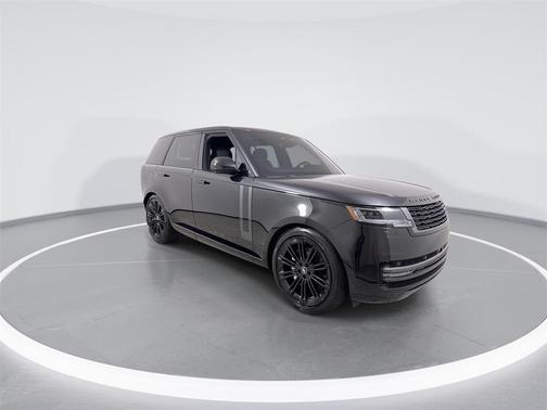 2025 Land Rover Range Rover P400 SE