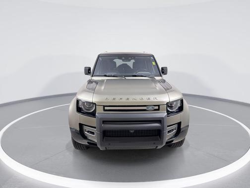 PANGEA GRN MET 2024 Land Rover Defender 110 P400 X-Dynamic SE