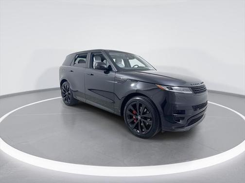 2025 Land Rover Range Rover Sport SE