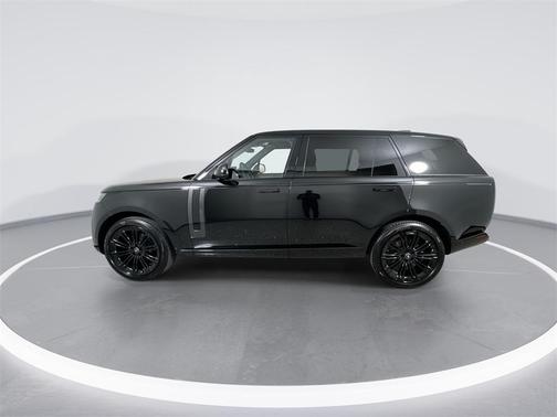 2025 Land Rover Range Rover P400 SE 7 Seat