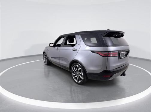 2025 Land Rover Discovery P360 Dynamic SE