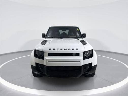 2024 Land Rover Defender 110 P400 X-Dynamic SE