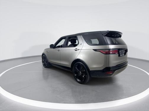 2025 Land Rover Discovery P360 Dynamic SE