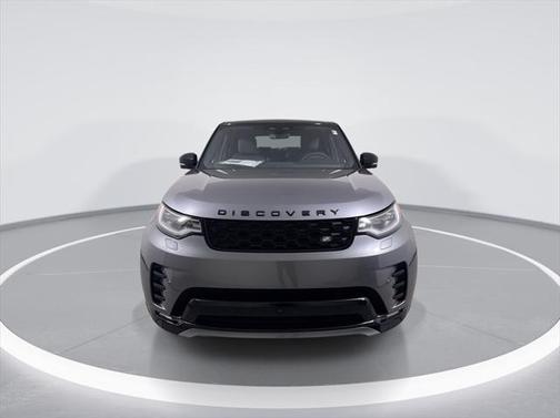 2025 Land Rover Discovery P300 Dynamic SE