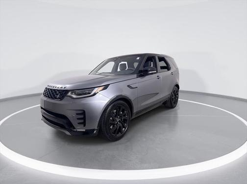 2025 Land Rover Discovery P300 Dynamic SE