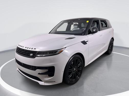 GRAY 2024 Land Rover Range Rover Sport SE