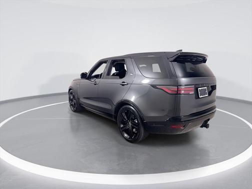 2025 Land Rover Discovery P360 Dynamic SE