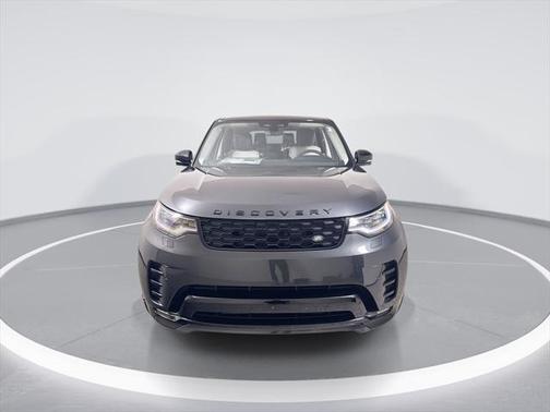 2025 Land Rover Discovery P360 Dynamic SE