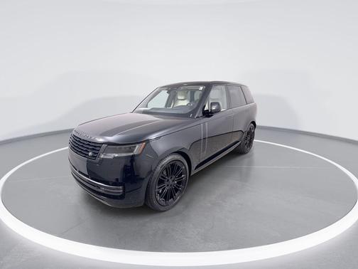 SANTORN BLK MET 2026 Land Rover Range Rover P400 SE