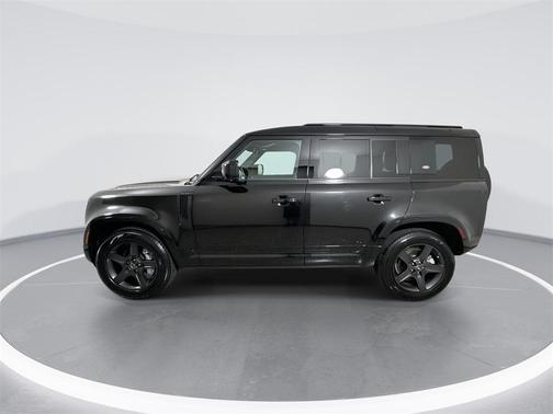 2022 Land Rover Defender 110 X-Dynamic SE