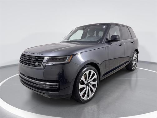 2026 Land Rover Range Rover P530 SE