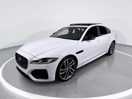 FUJI WHT 2024 Jaguar XF R-Dynamic SE P250 AWD Automatic