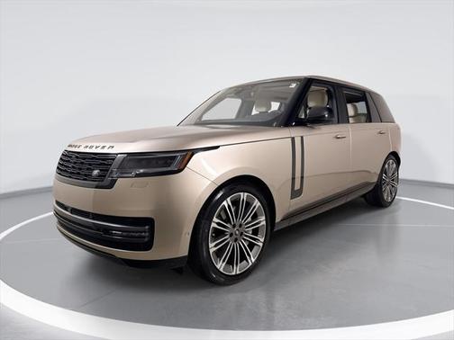 2025 Land Rover Range Rover P530 SE 7 Seat