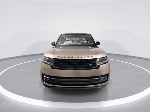 2025 Land Rover Range Rover P530 SE 7 Seat