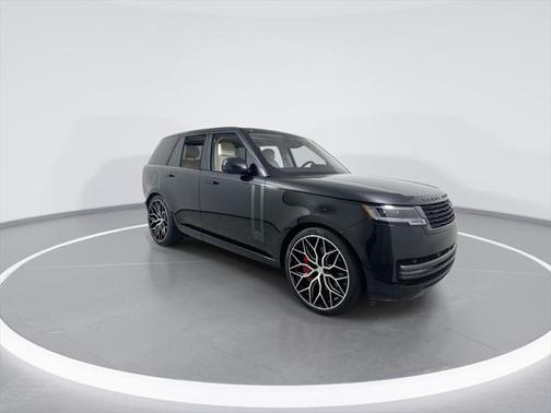 2023 Land Rover Range Rover P530 SE