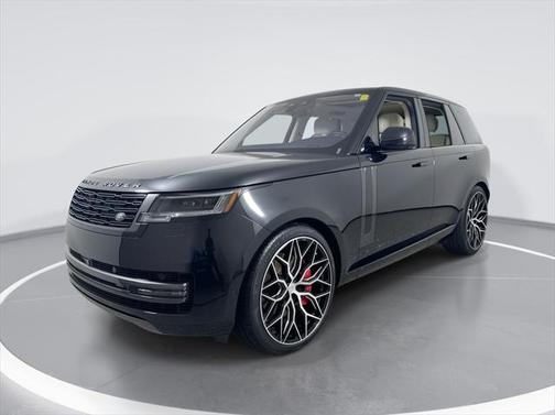 2023 Land Rover Range Rover P530 SE