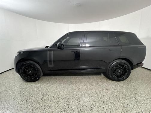 2024 Land Rover Range Rover P400 SE