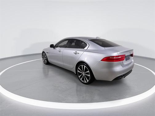 2018 Jaguar XE 25t Prestige