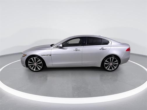 2018 Jaguar XE 25t Prestige