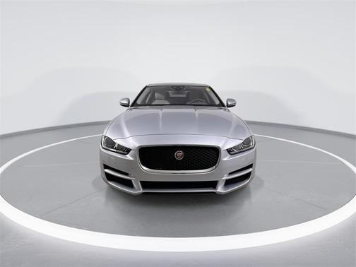 2018 Jaguar XE 25t Prestige